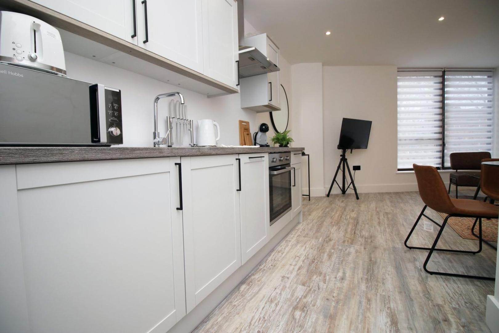 2 Bedroom With Free Parking Swindon Luaran gambar